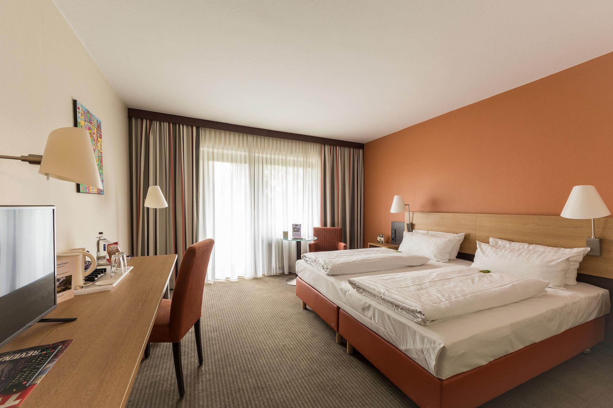 Parkhotel Frankfurt-Roedermark Родґау Екстер'єр фото