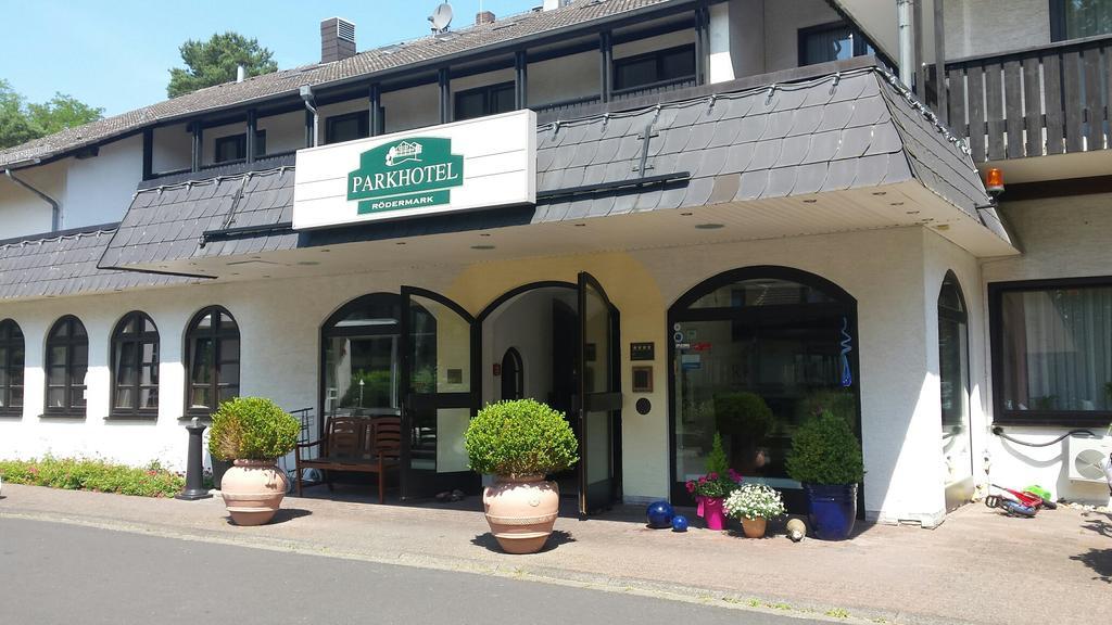 Parkhotel Frankfurt-Roedermark Родґау Екстер'єр фото