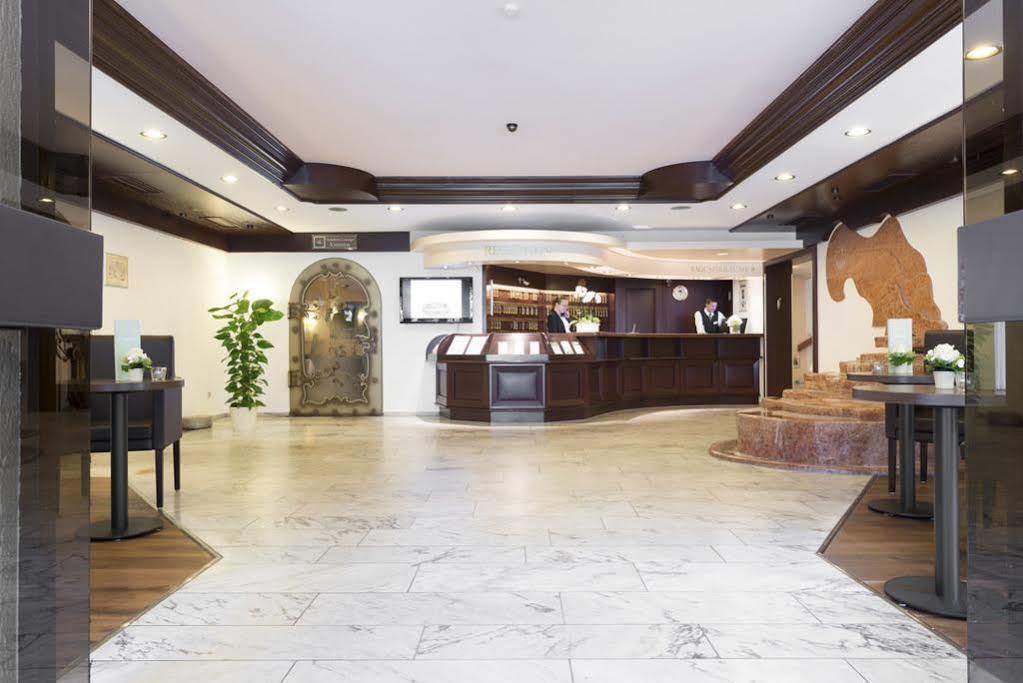Parkhotel Frankfurt-Roedermark Родґау Екстер'єр фото