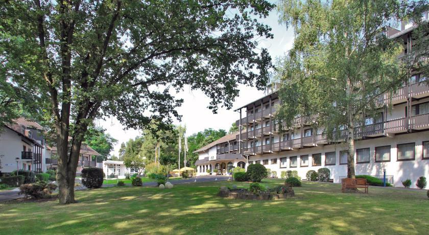Parkhotel Frankfurt-Roedermark Родґау Екстер'єр фото